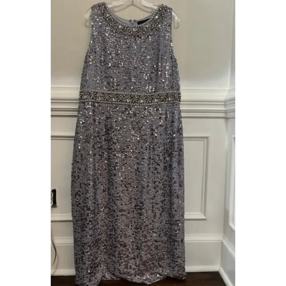 Mac Duggal Steel Blue Sequined Sleeveless Crew Neck Dress Formal Gown Size 14
